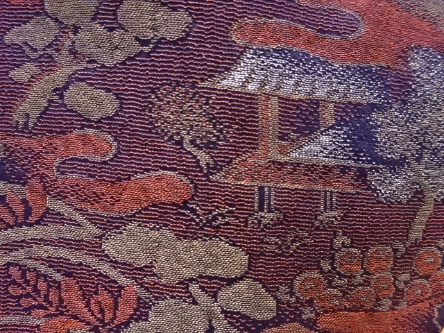 JAPANESE KIMONO / ANTIQUE KIMONO / SILK / URUSHI / WOVEN SHIKISHI PATTERN